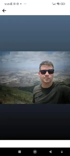 Wanderson José Meneguzzi Siqueira