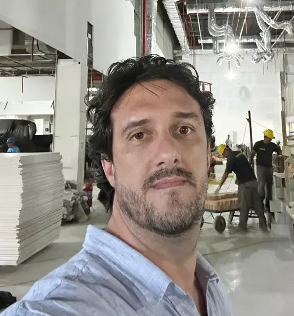 La Brea Serviços De Arquitetura E Engenharia Ltda