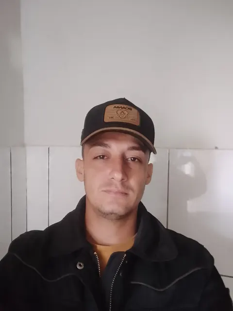 Marido de Aluguel Charles Silva