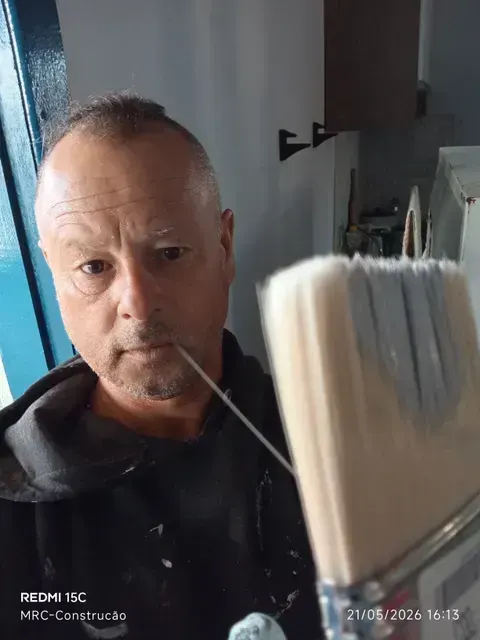 MRC MANUTENÇÃO REFORMAS CONSTRUÇÃO