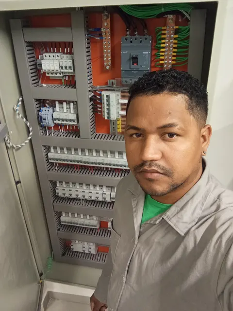 CLN instalações elétricas