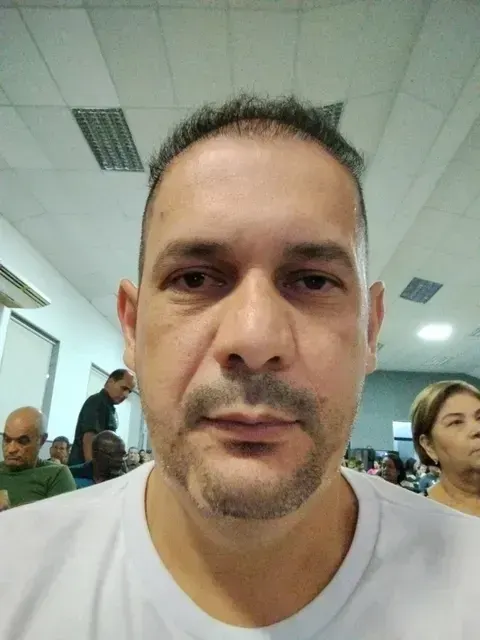ELITON FERNANDES SOUZA DE MELLO