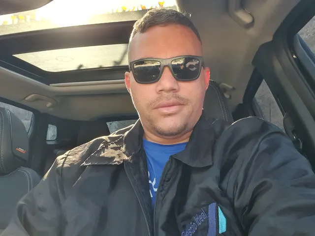 LUIS