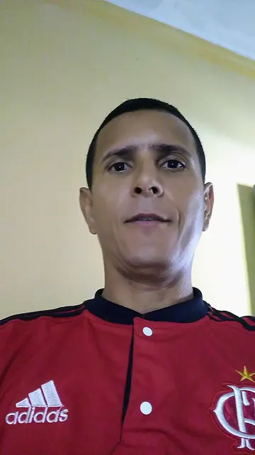 adilson dos santos