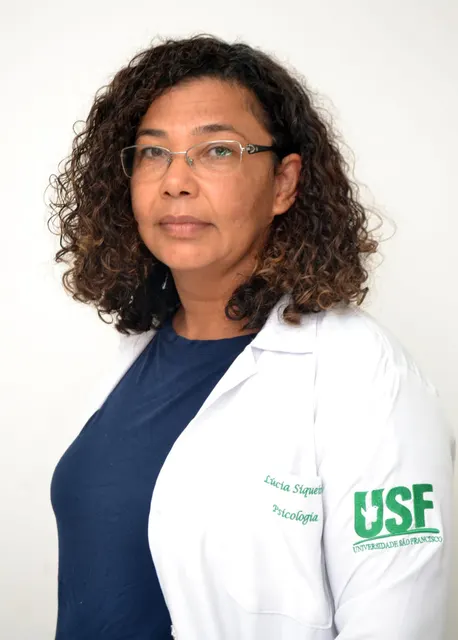 Lucia Siqueira