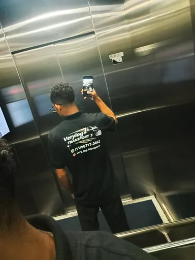 Logo de VERYLOG TRANSPORTERS