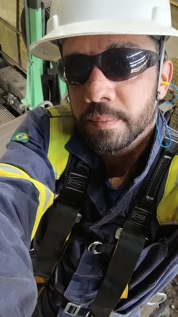 LEONARDO GOMES DE SOUZA LEÃO