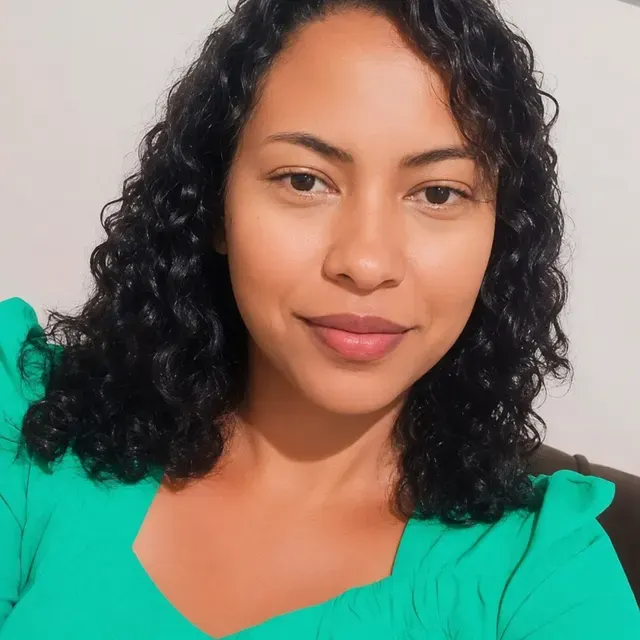 Gislaine Dos Reis Rolon Corrêa