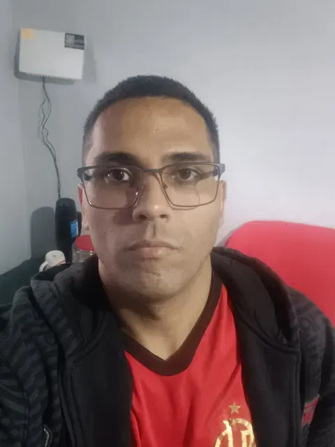 ADRIANO MACEDO DA SILVA