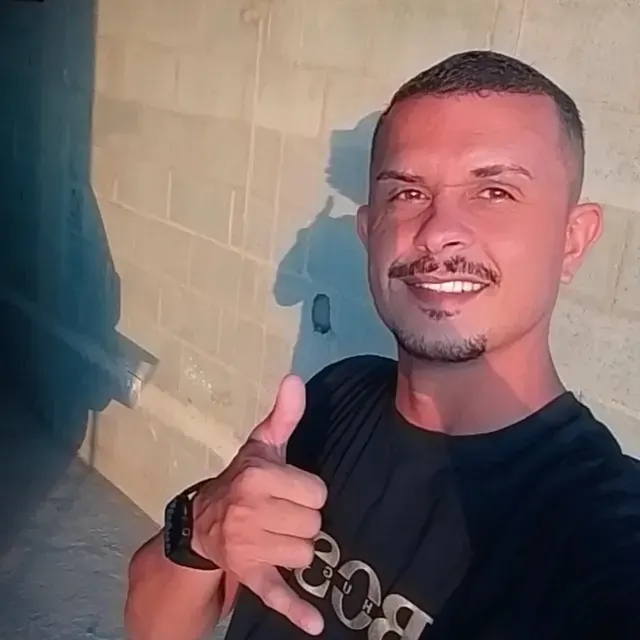EVAIR SILVA BORGES